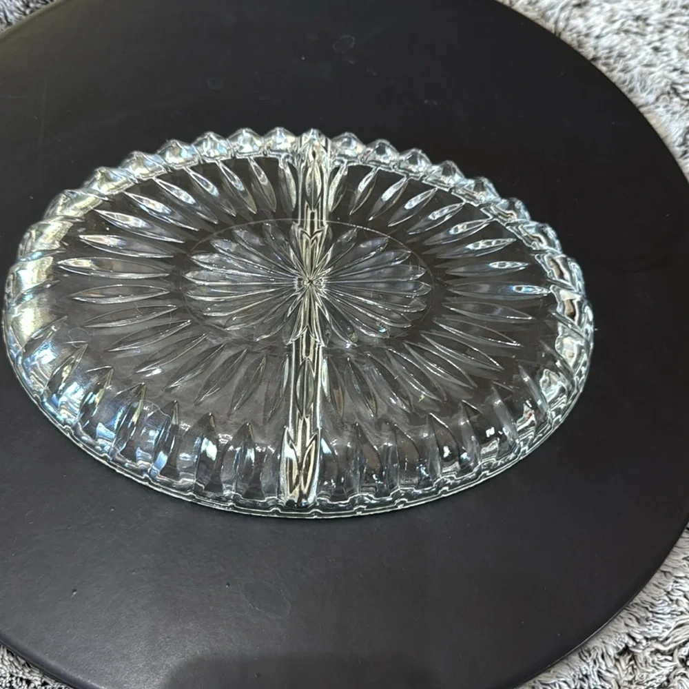 Vintage Clear Cut Glass Divided Serving Relish Dish Oval‎ Shaped Decorative